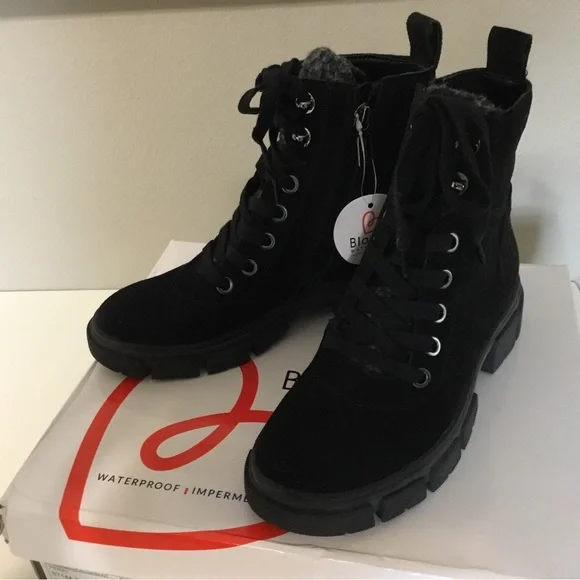 Blondo Perri Waterproof Ankle Boot - Picture 1 of 6